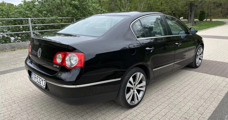 Volkswagen Passat cena 24700 przebieg: 170000, rok produkcji 2008 z Wrocław małe 379